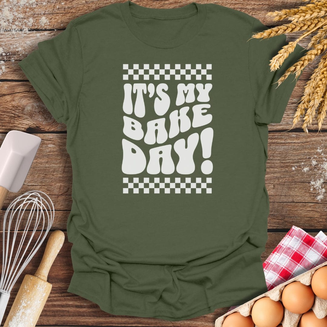 It‘s my Bake Day! T-Shirt Military Green / S Baking Threads