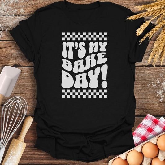 It‘s my Bake Day! T-Shirt Black / S Baking Threads