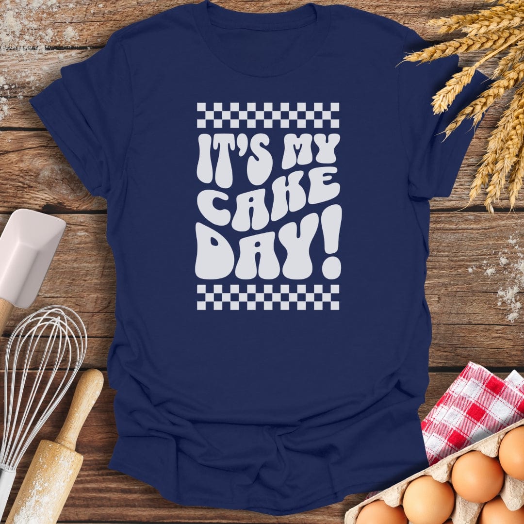It‘s my Cake Day! T-Shirt Navy / S Baking Threads